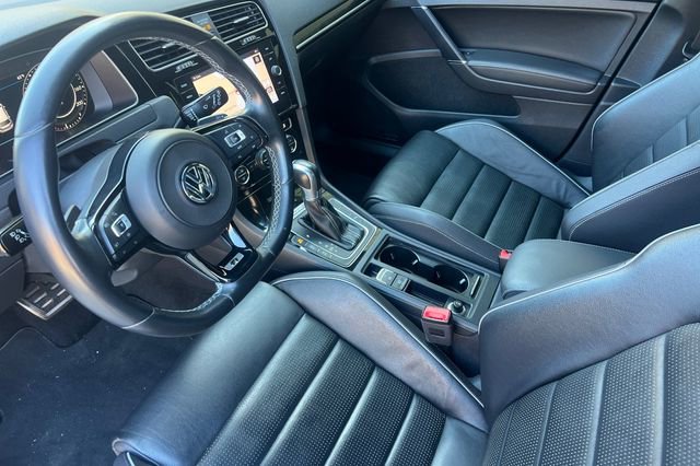 Used 2019 Volkswagen Golf R 4-Door image 10
