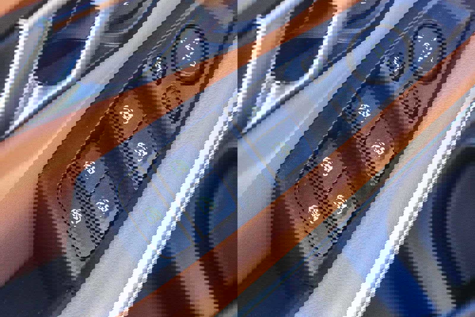 Certified 2025 BMW 330i Sedan w/ Premium Package image 31