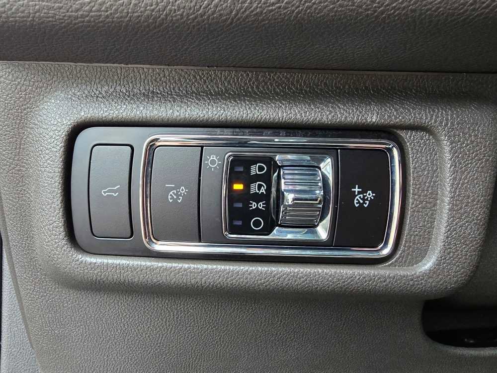 Used 2023 Lincoln Corsair Reserve w/ Equipment Group 201A image 18