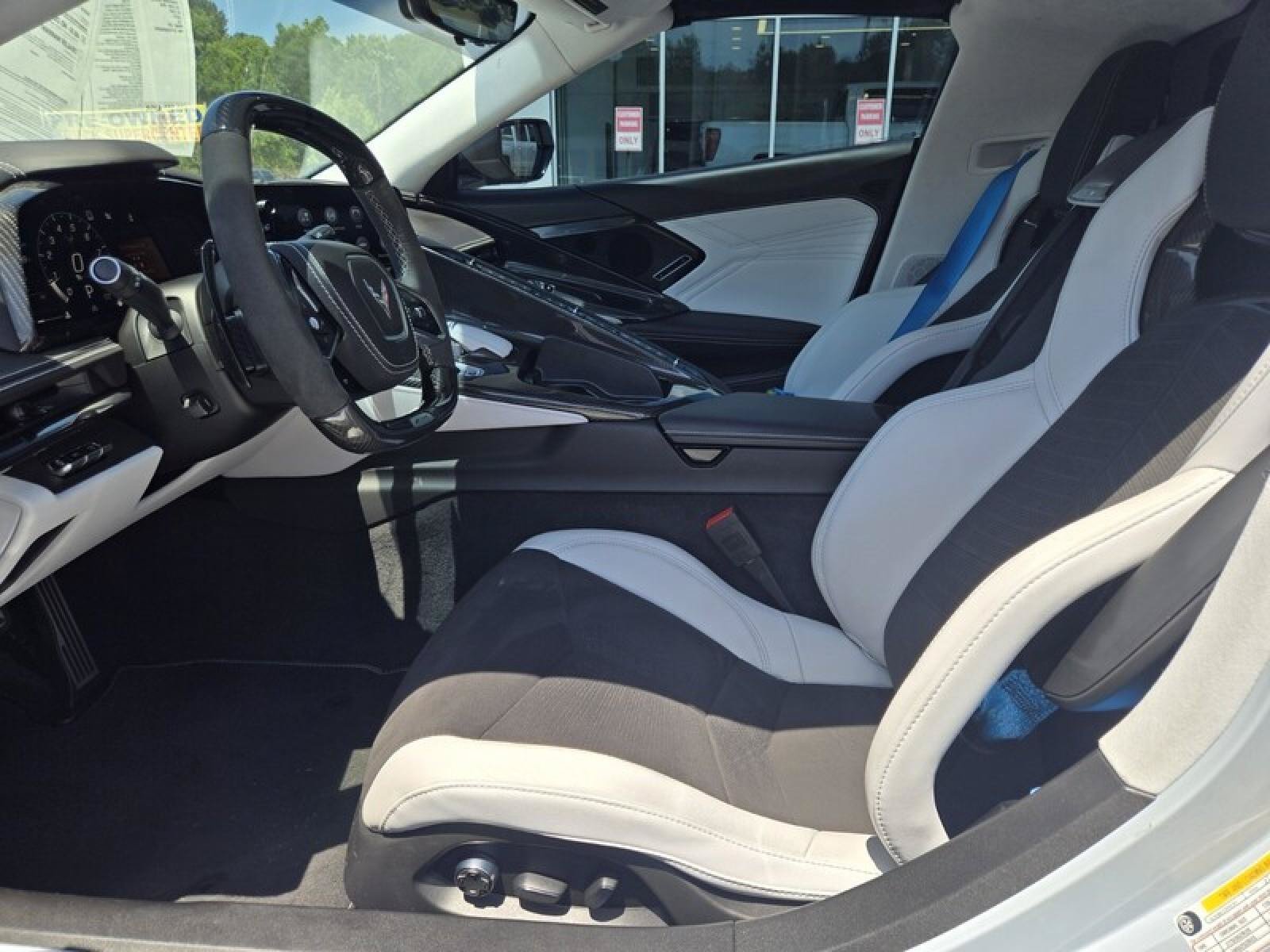 Used 2023 Chevrolet Corvette Z06 w/ Engine Appearance Package RWD image 18