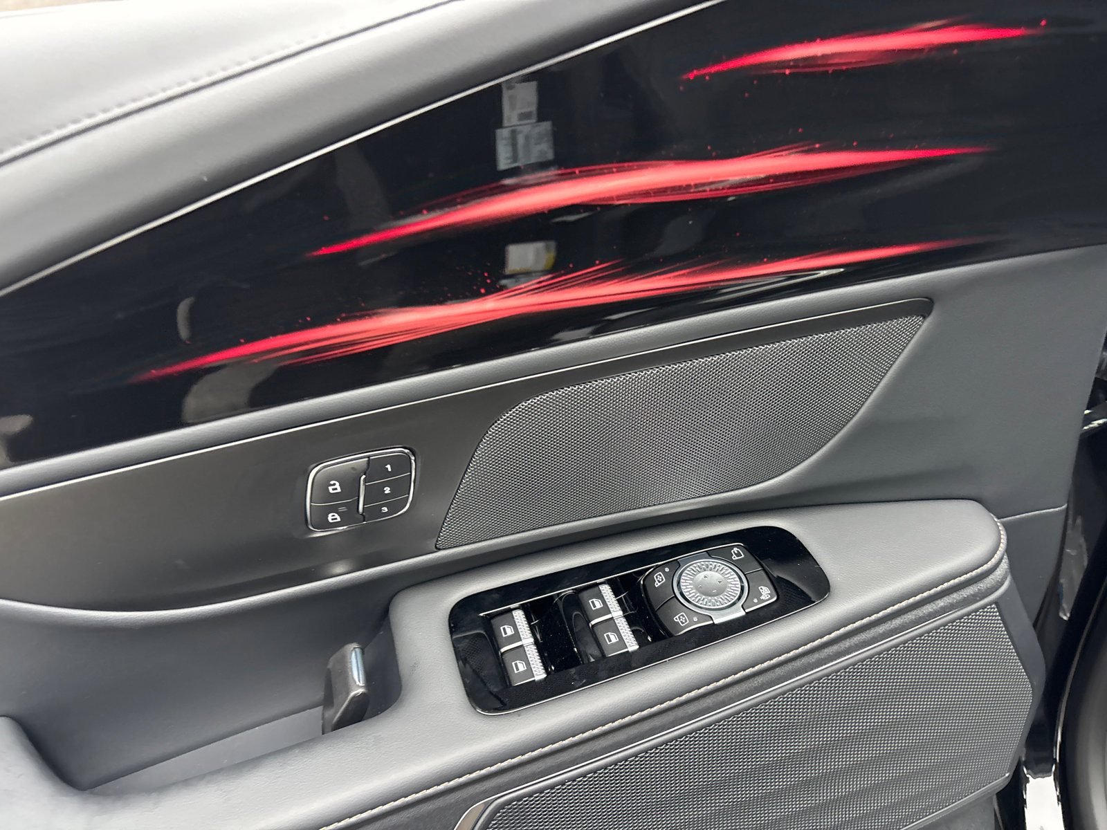 New 2026 Lincoln Nautilus Premier image 12