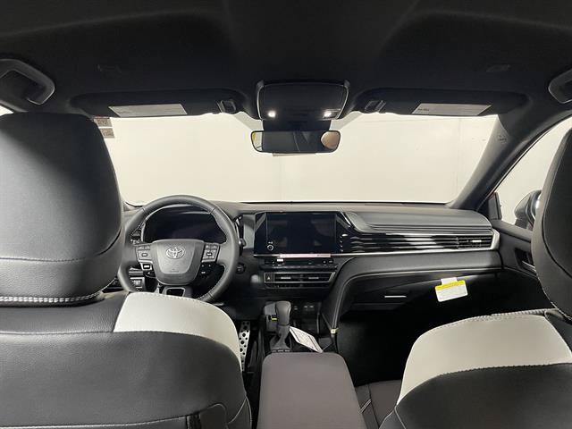 New 2026 Toyota Camry SE FWD image 11