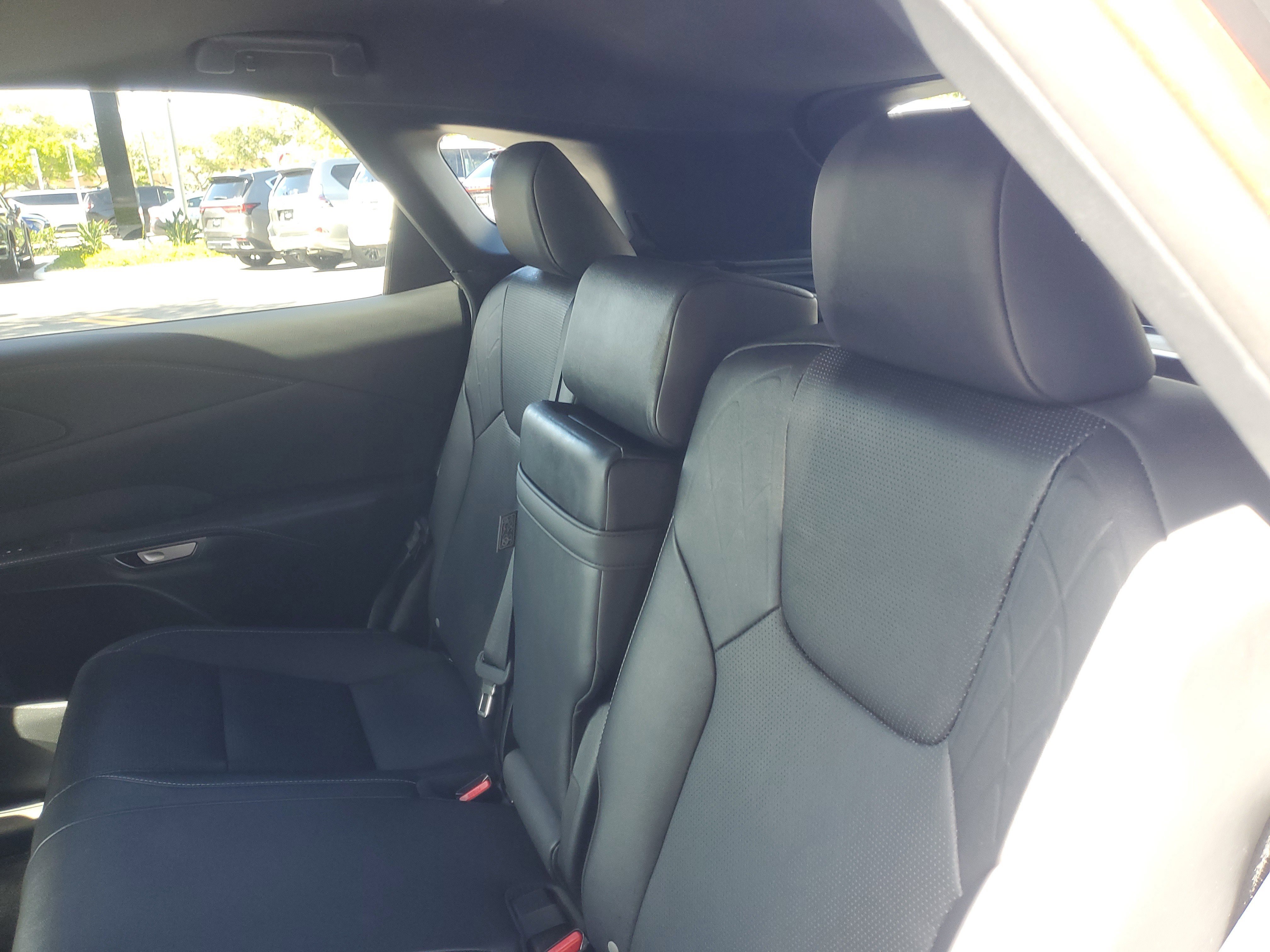 Used 2024 Lexus RX 350 AWD image 13