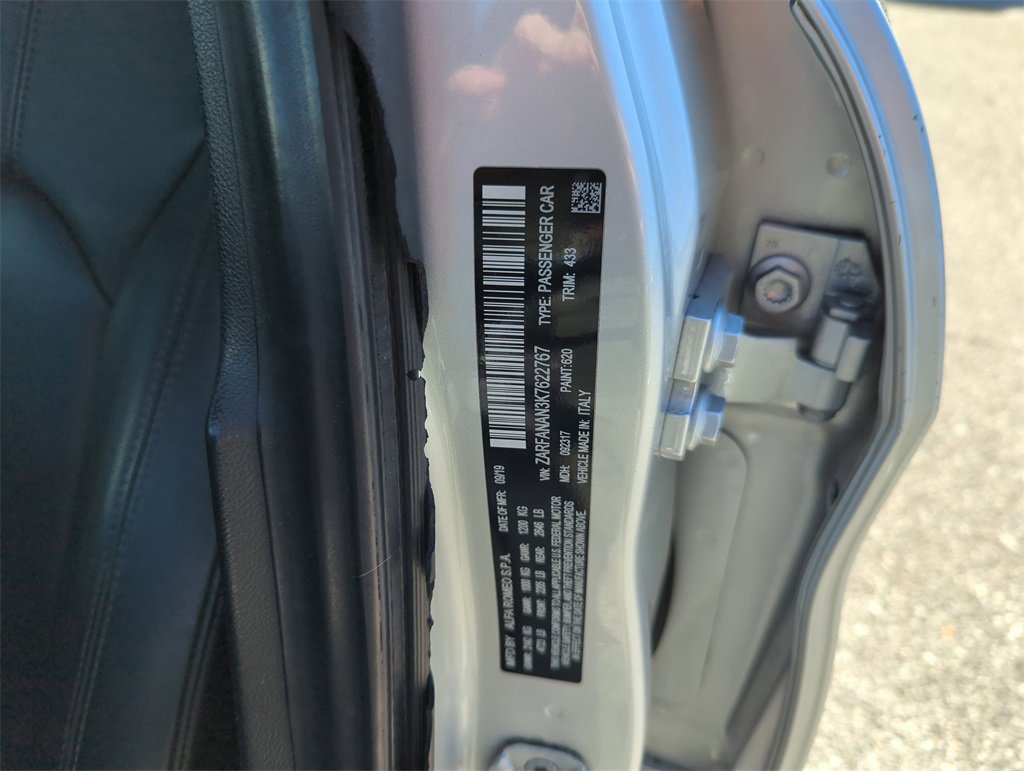 Used 2019 Alfa Romeo Giulia Base image 49