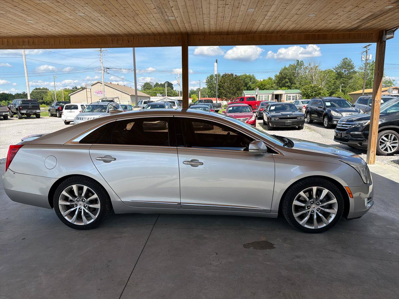 Used 2015 Cadillac XTS Luxury w/ Driver Awareness Package FWD image 7