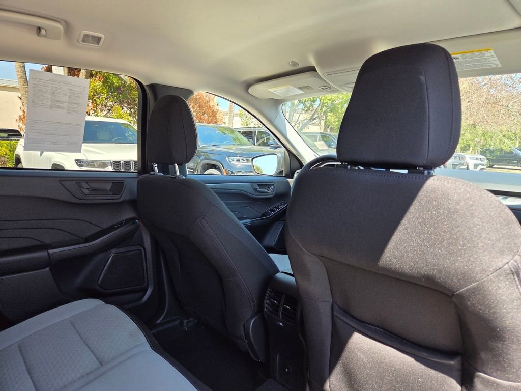 Used 2024 Ford Escape Active image 12