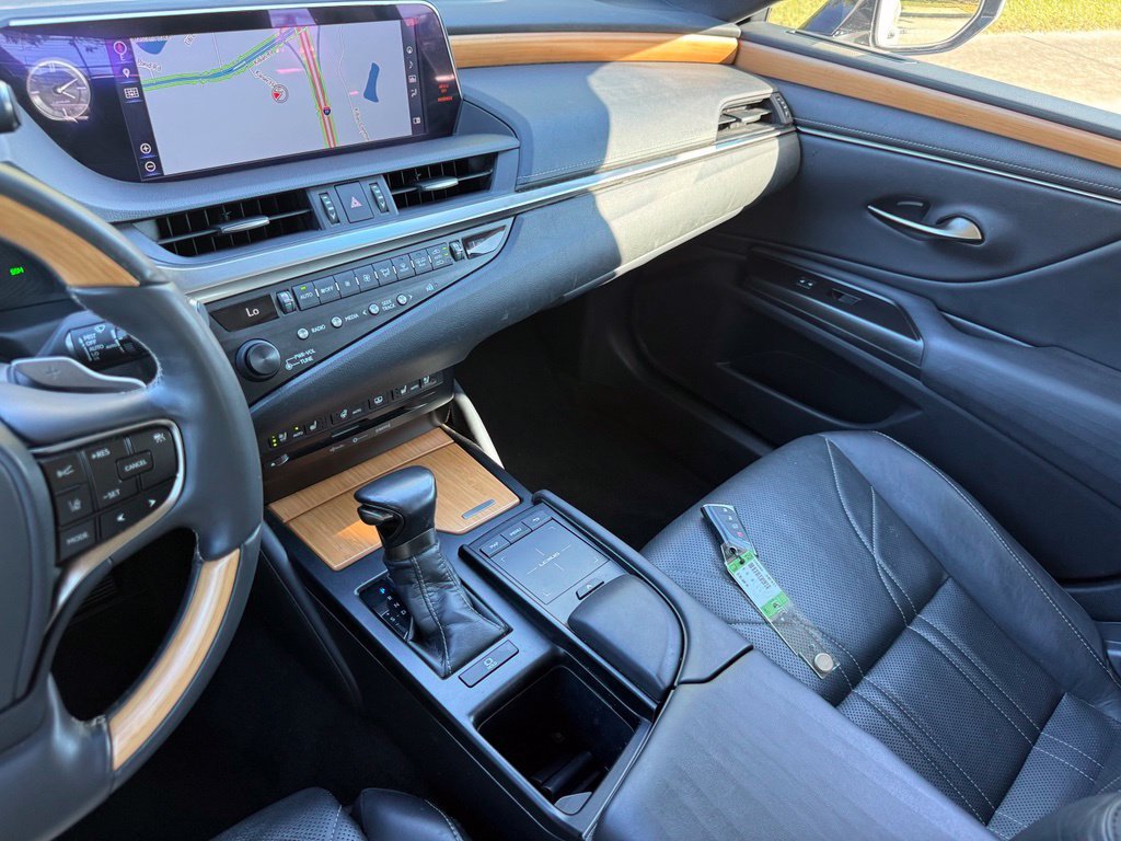 Used 2019 Lexus ES 350 w/ Accessory Package 2 FWD image 34
