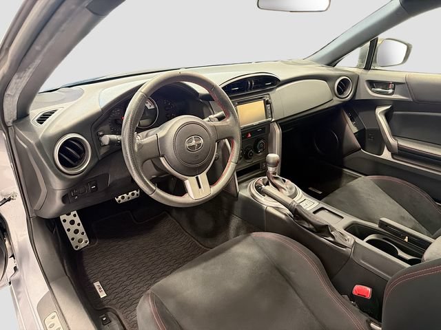 Used 2015 Scion FR-S RWD image 8