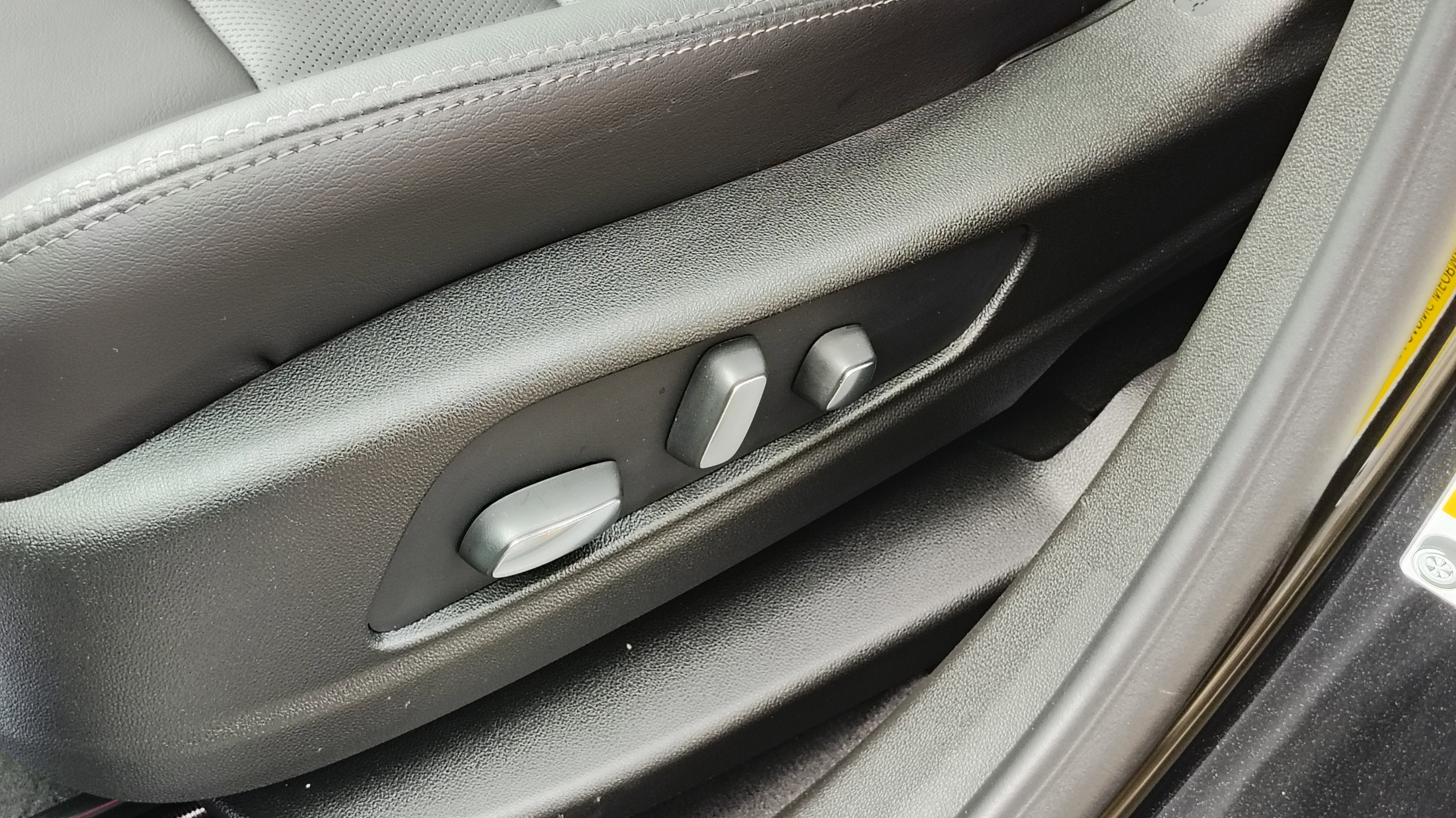 New 2025 Cadillac XT5 Premium Luxury w/ Technology Package image 12