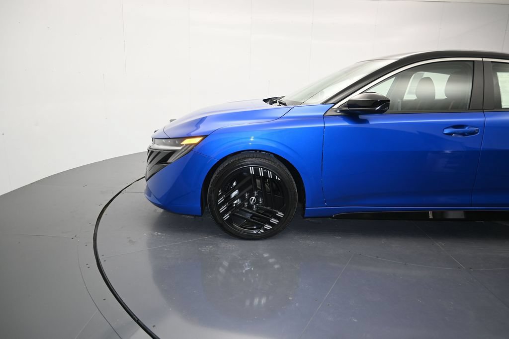 New 2026 Nissan Sentra SR w/ SR All Weather Package FWD image 9
