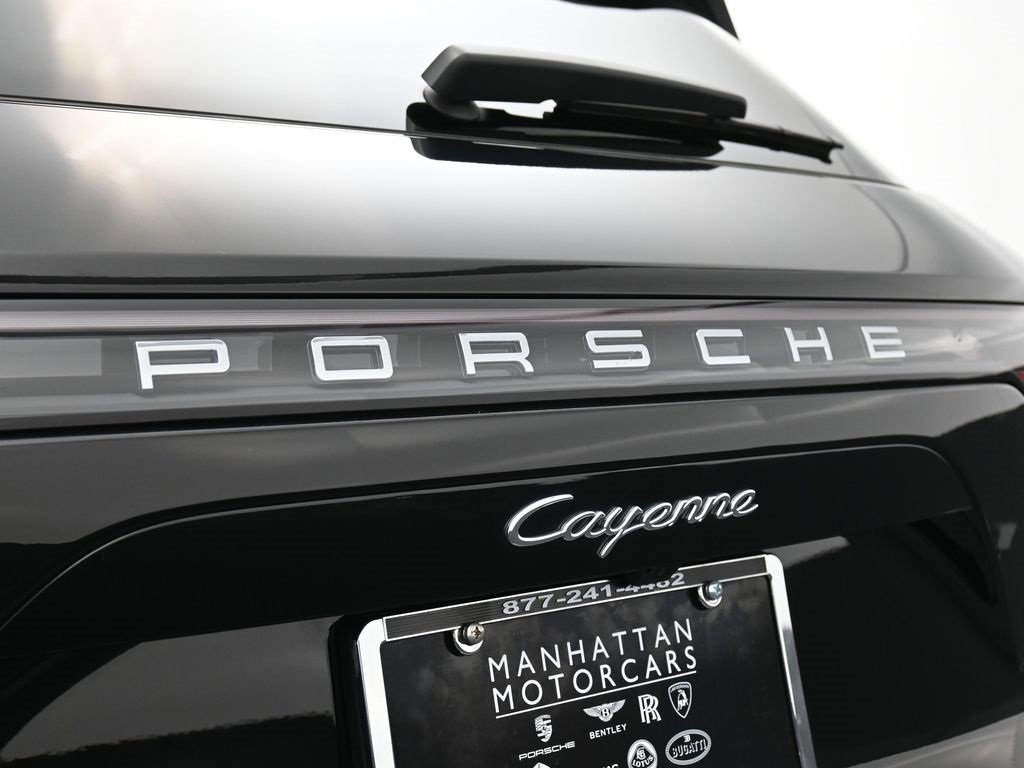 Certified 2023 Porsche Cayenne image 14