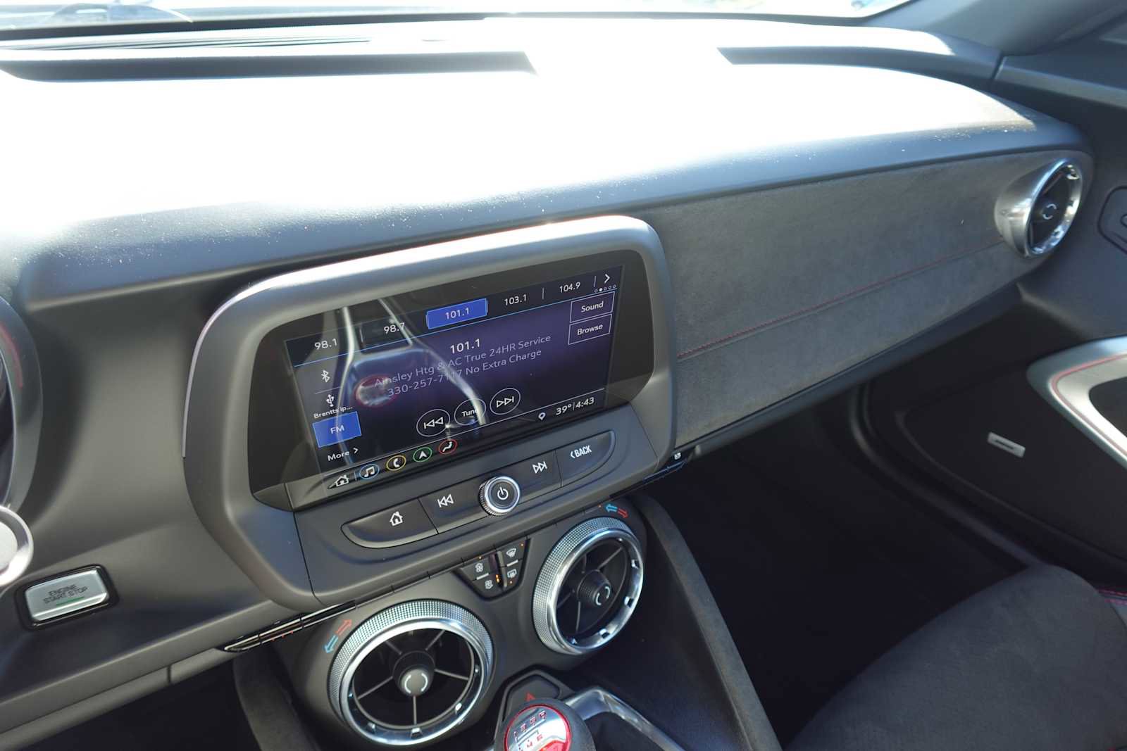 Used 2019 Chevrolet Camaro ZL1 image 26