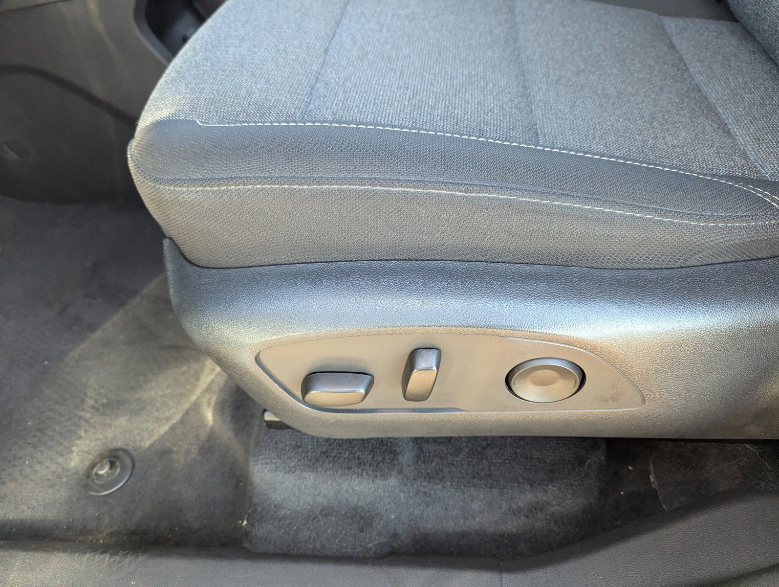 Certified 2025 GMC Acadia Elevation image 27