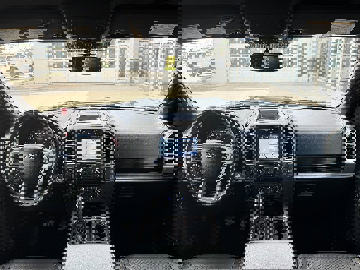 Used 2017 Ford F150 Raptor w/ Equipment Group 802A Luxury image 10