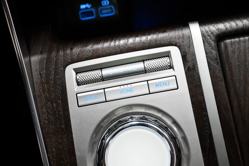 Used 2023 Genesis GV80 3.5T w/ Advanced Package image 30