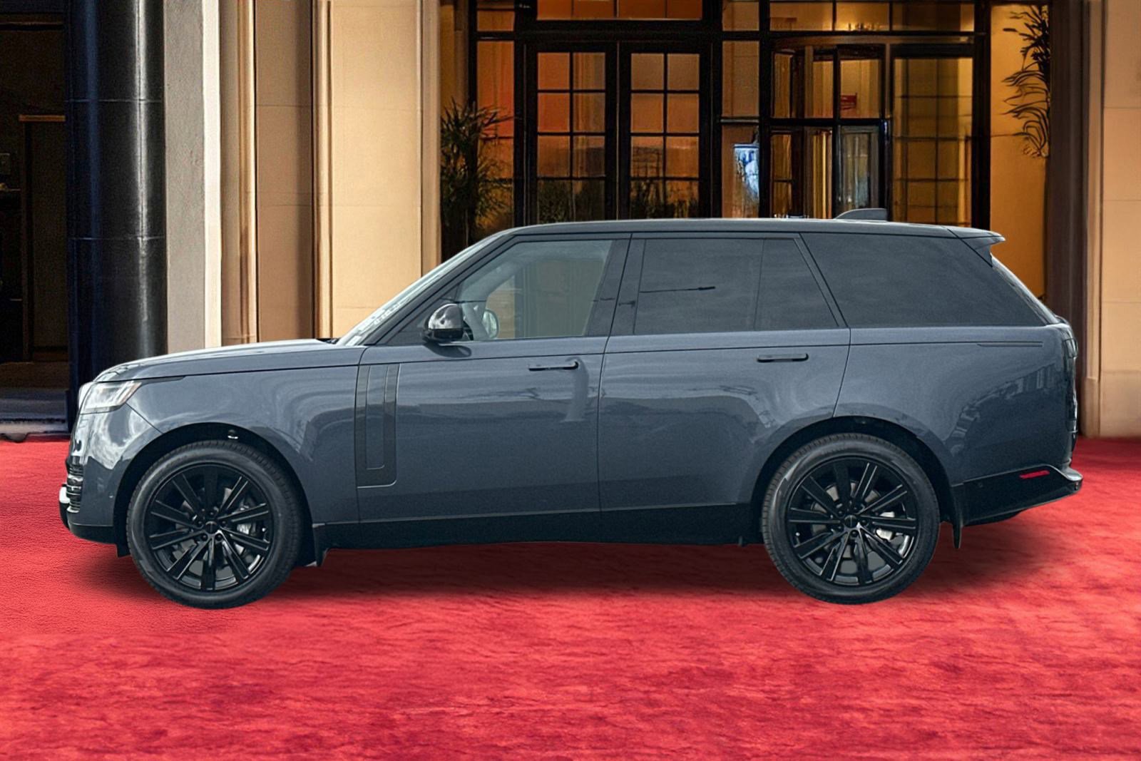 New 2026 Land Rover Range Rover SE image 3