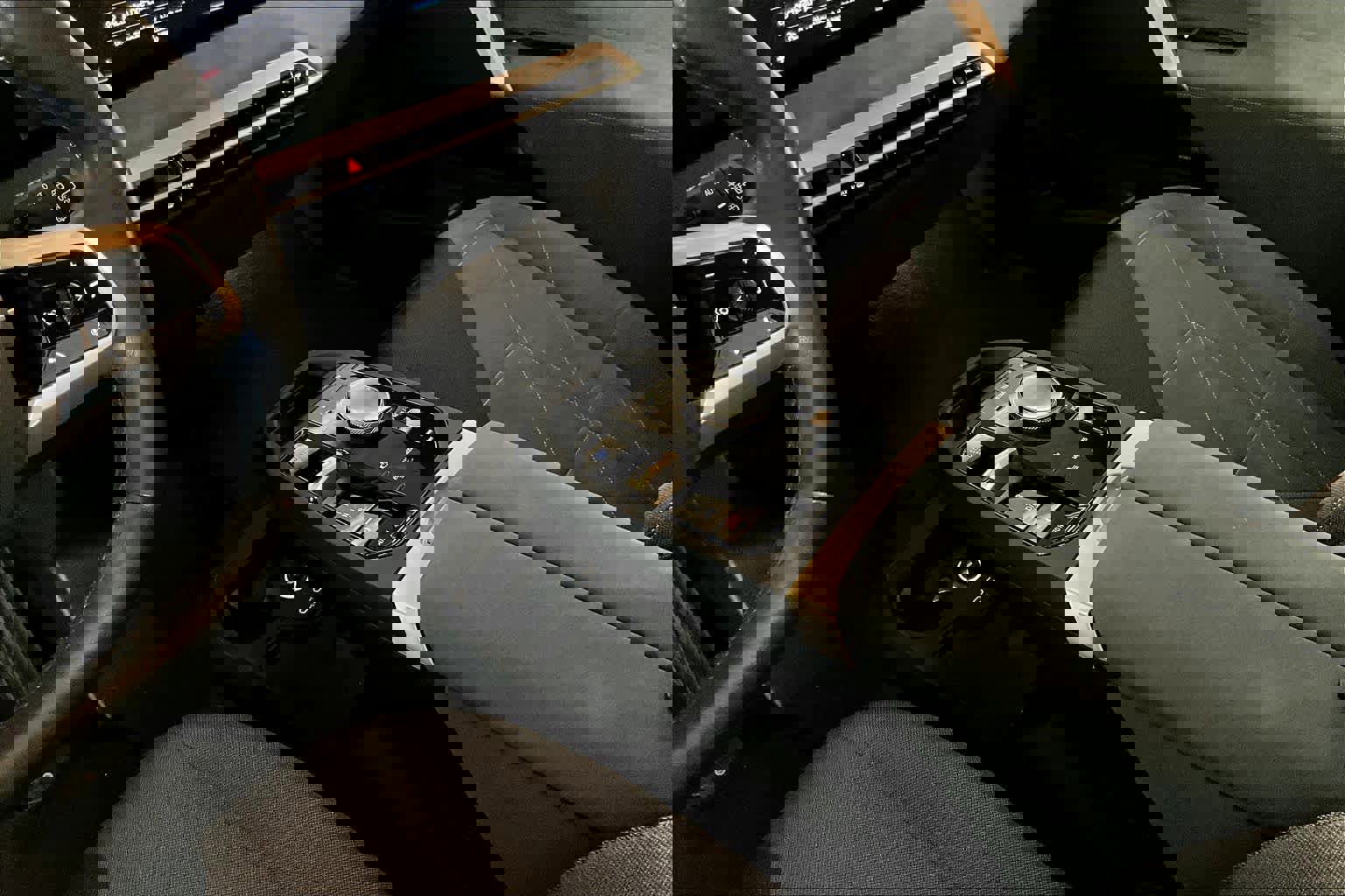 Used 2023 BMW iX xDrive50 w/ Convenience Package image 16