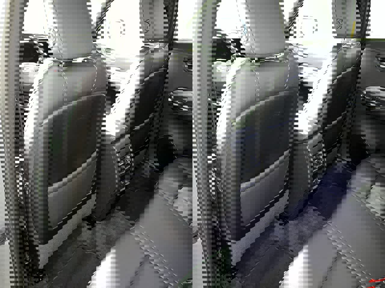 Used 2025 Cadillac XT4 Premium Luxury image 24