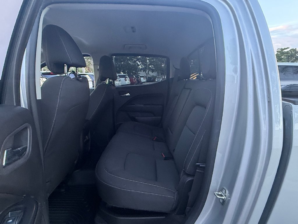Used 2018 Chevrolet Colorado LT w/ LT Convenience Package RWD image 11