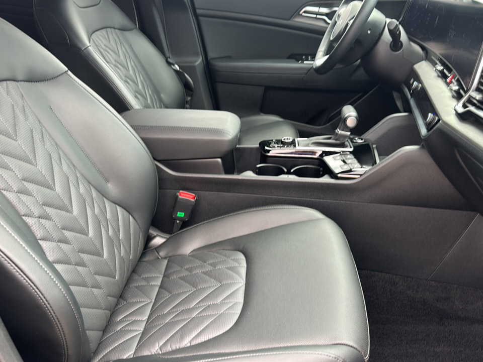 Used 2025 Kia Sportage X-Pro Prestige image 24