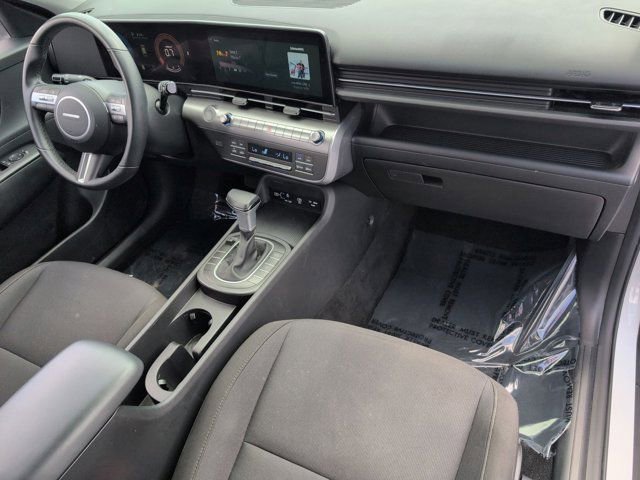 Used 2025 Hyundai Kona SEL FWD image 31