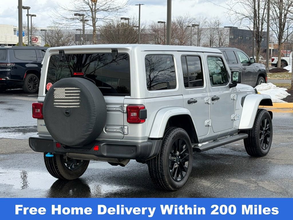 Used 2024 Jeep Wrangler Unlimited Sahara w/ Technology Group image 6
