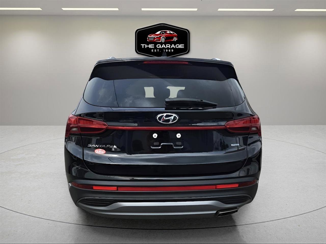 Used 2021 Hyundai Santa Fe SEL w/ Cargo Package AWD/4WD image 5