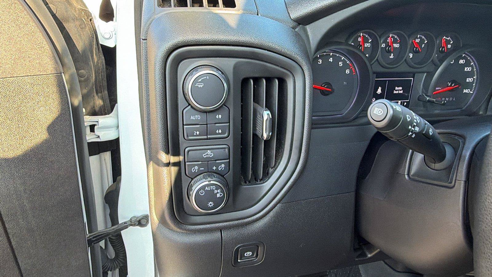 Used 2023 Chevrolet Silverado 1500 Custom Trail Boss AWD/4WD image 24