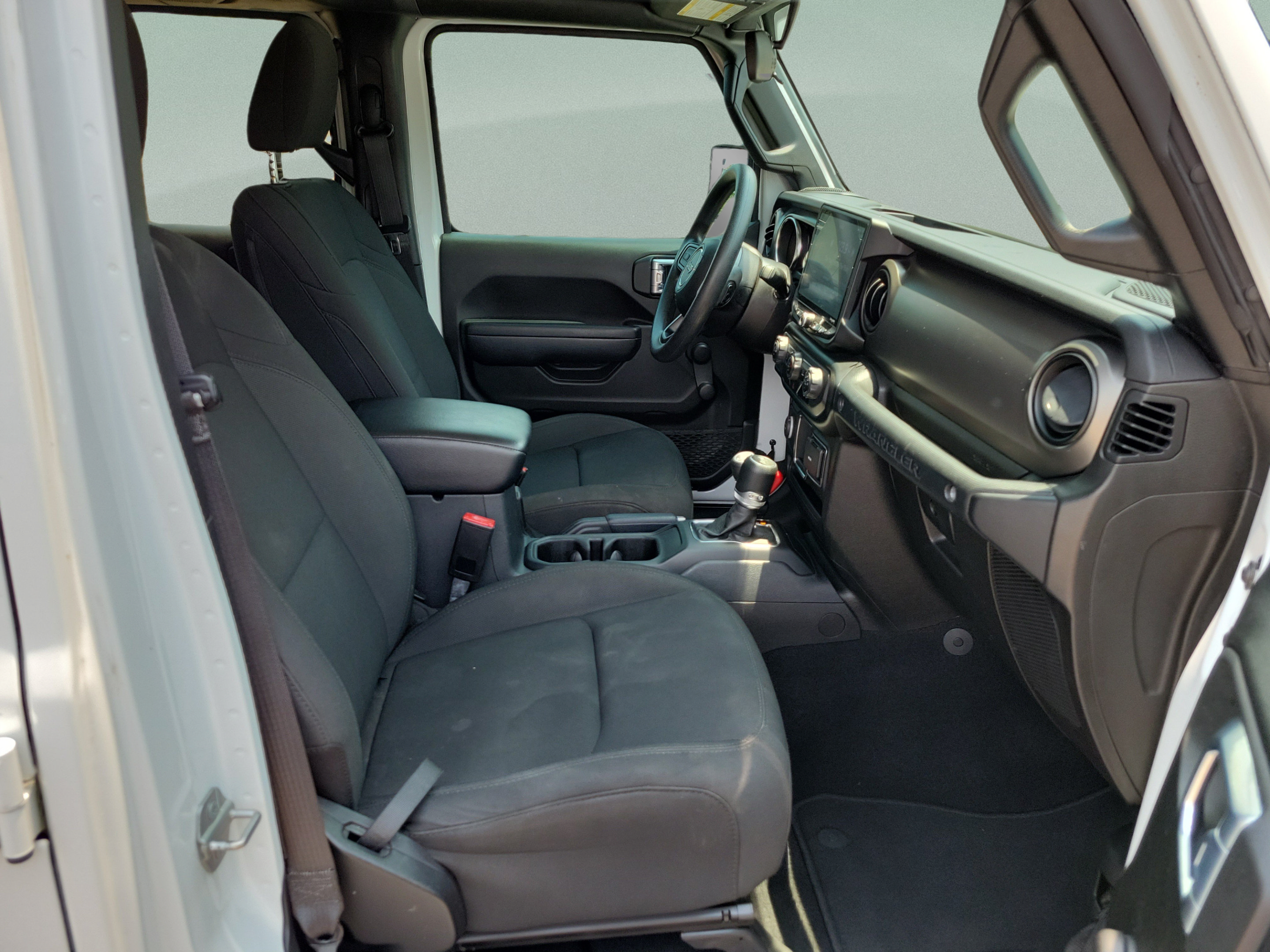 Used 2021 Jeep Wrangler Unlimited Sport AWD/4WD image 17