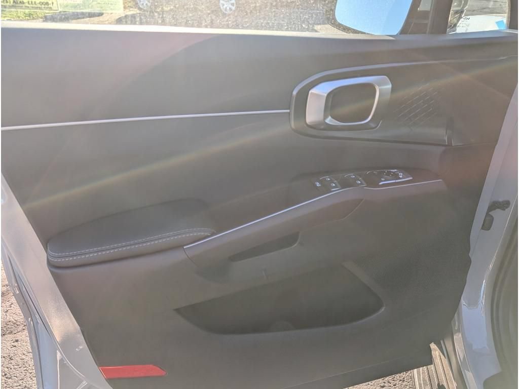 New 2026 Kia Sorento S w/ S Panoramic Sunroof Package FWD image 14