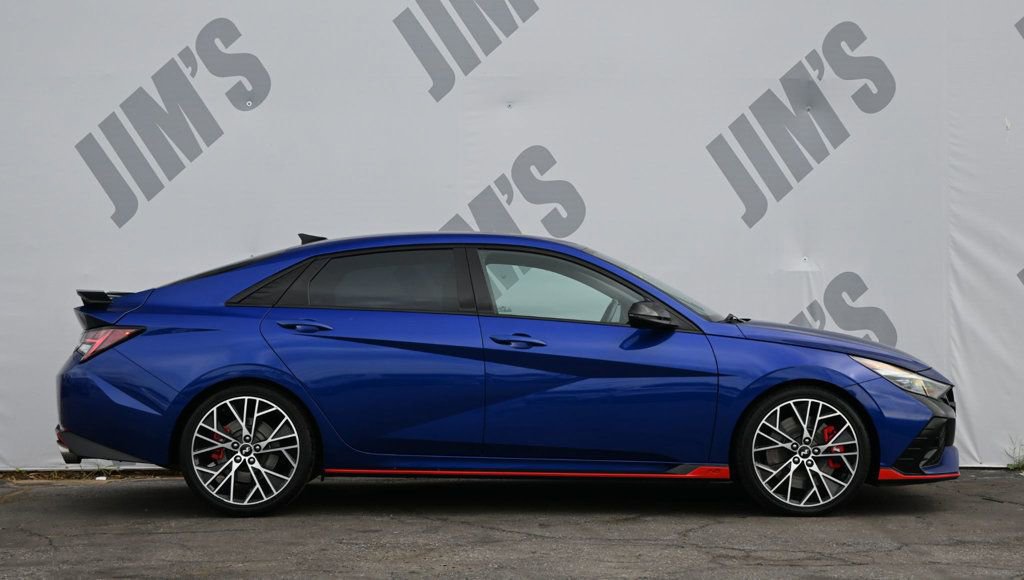 Used 2022 Hyundai Elantra N FWD image 4