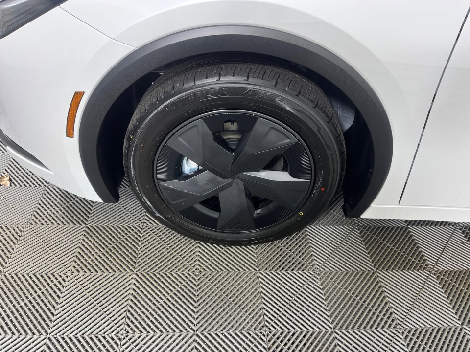 New 2026 Toyota Prius Plug-In Hybrid image 24