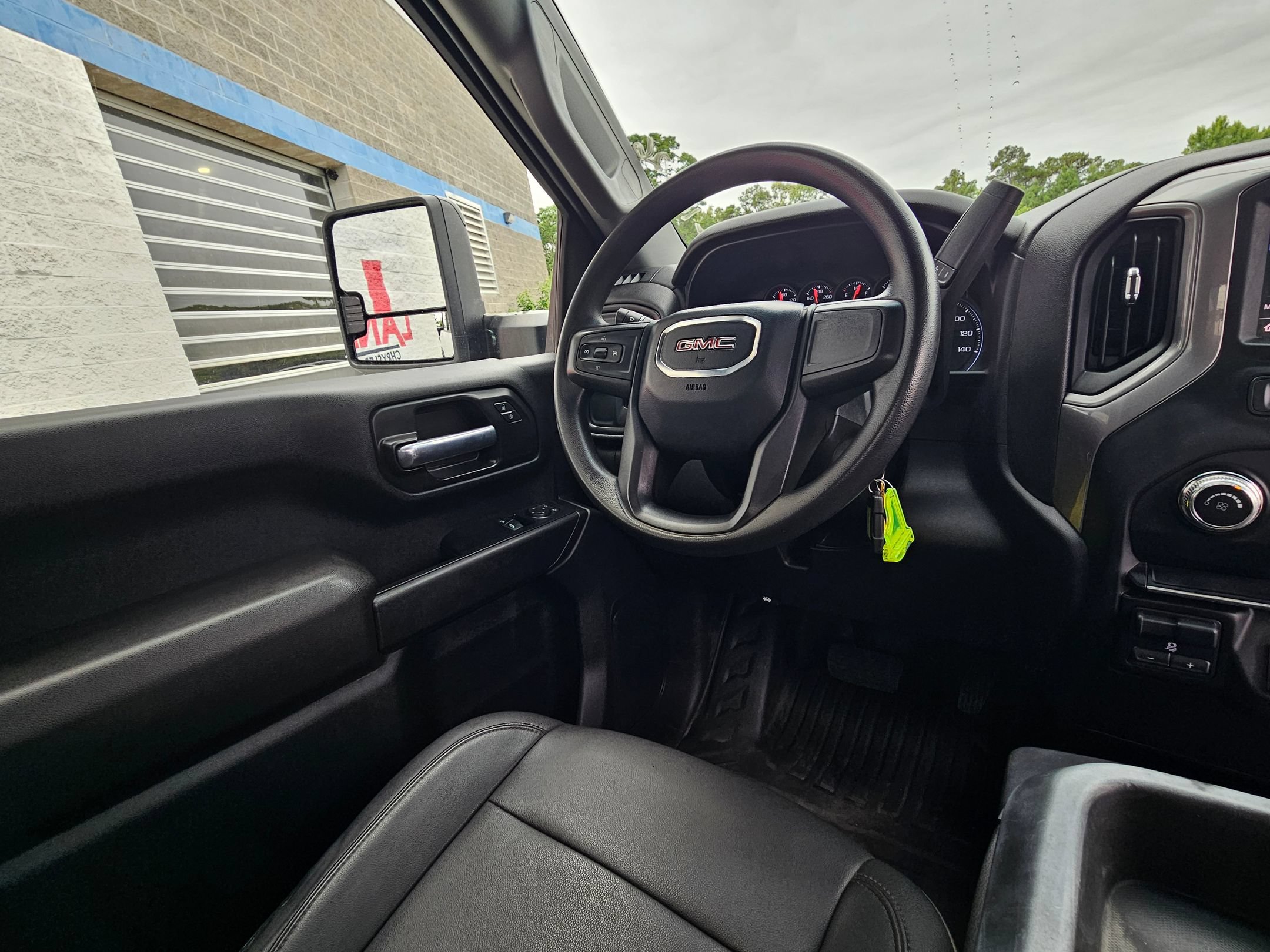 Used 2021 GMC Sierra 2500 2WD Regular Cab w/ Convenience Package image 9