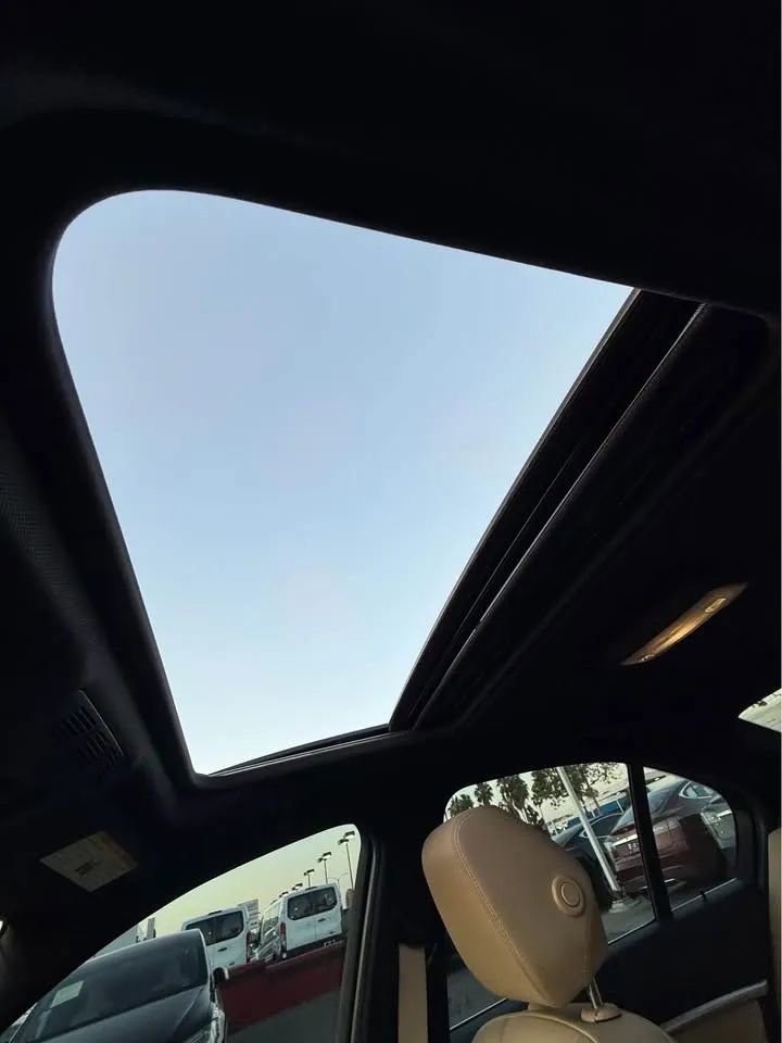 Used 2017 BMW 330e RWD image 7