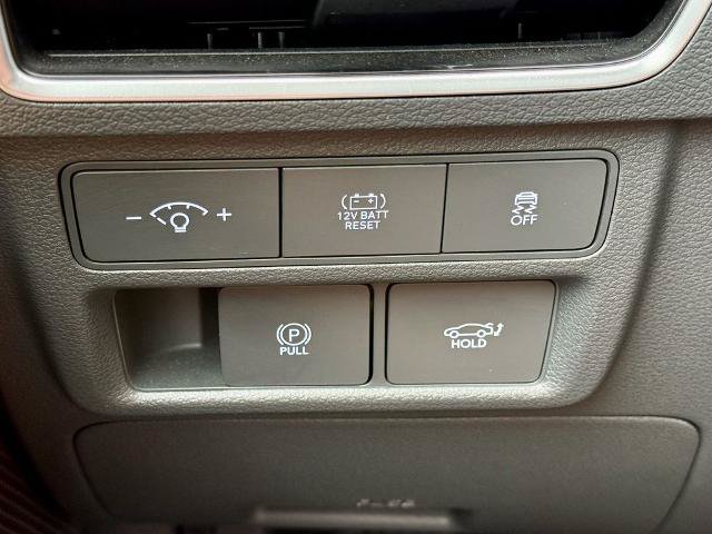Used 2024 Hyundai Sonata Limited FWD image 30