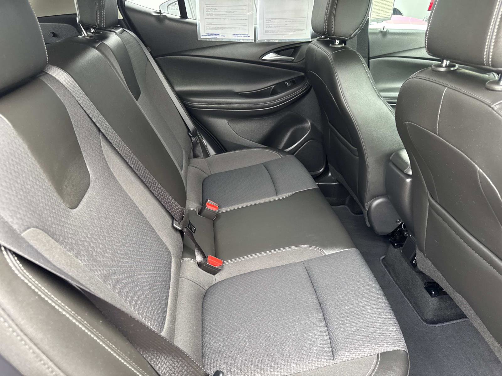 Used 2025 Buick Encore GX Preferred image 25