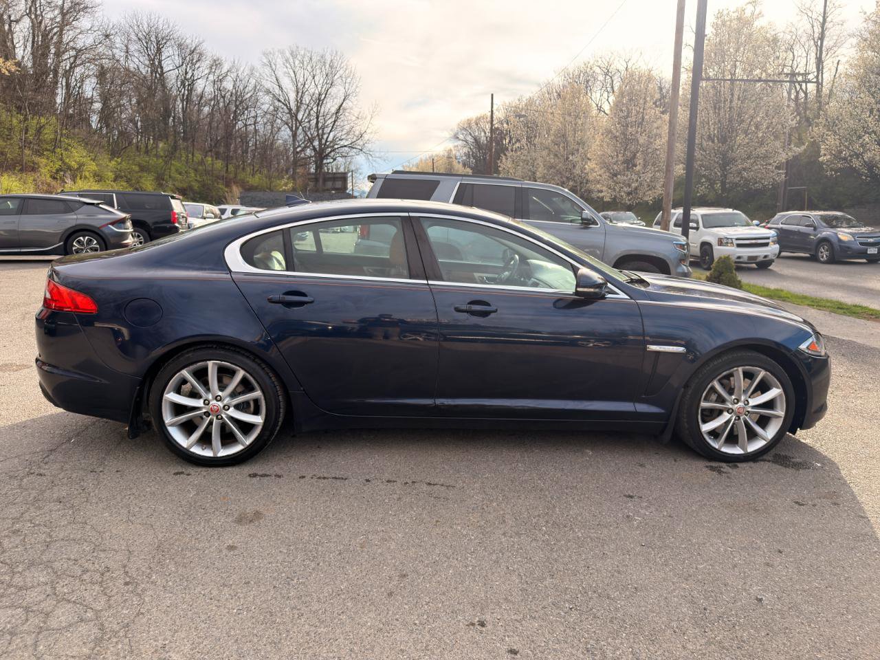 Used 2015 Jaguar XF Portfolio AWD/4WD image 4