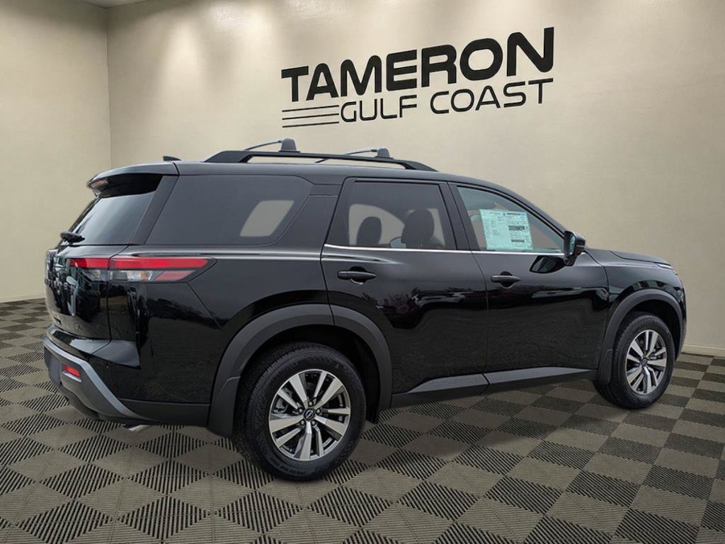 New 2026 Nissan Pathfinder SL FWD image 3