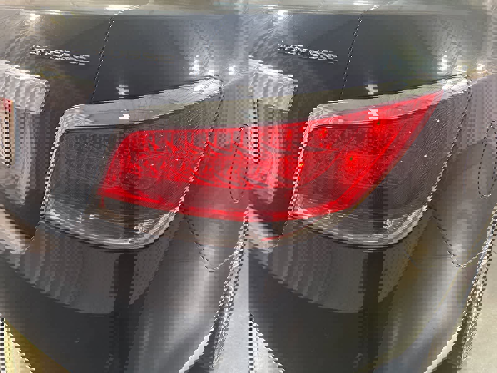 Used 2012 Buick LaCrosse Premium w/ Driver Confidence Package image 11