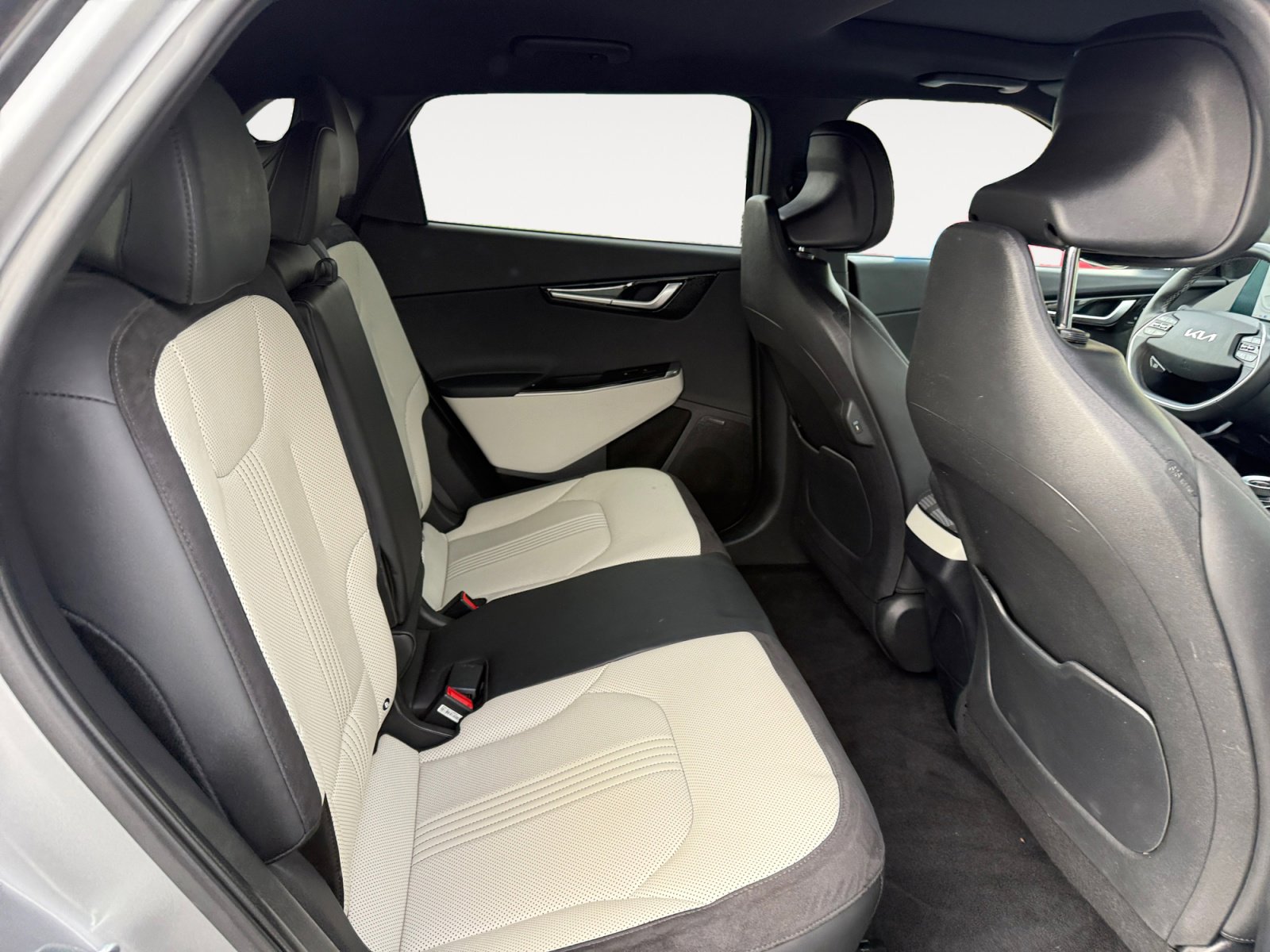 Used 2023 Kia EV6 GT-Line w/ GT-Line White Seat Package image 18