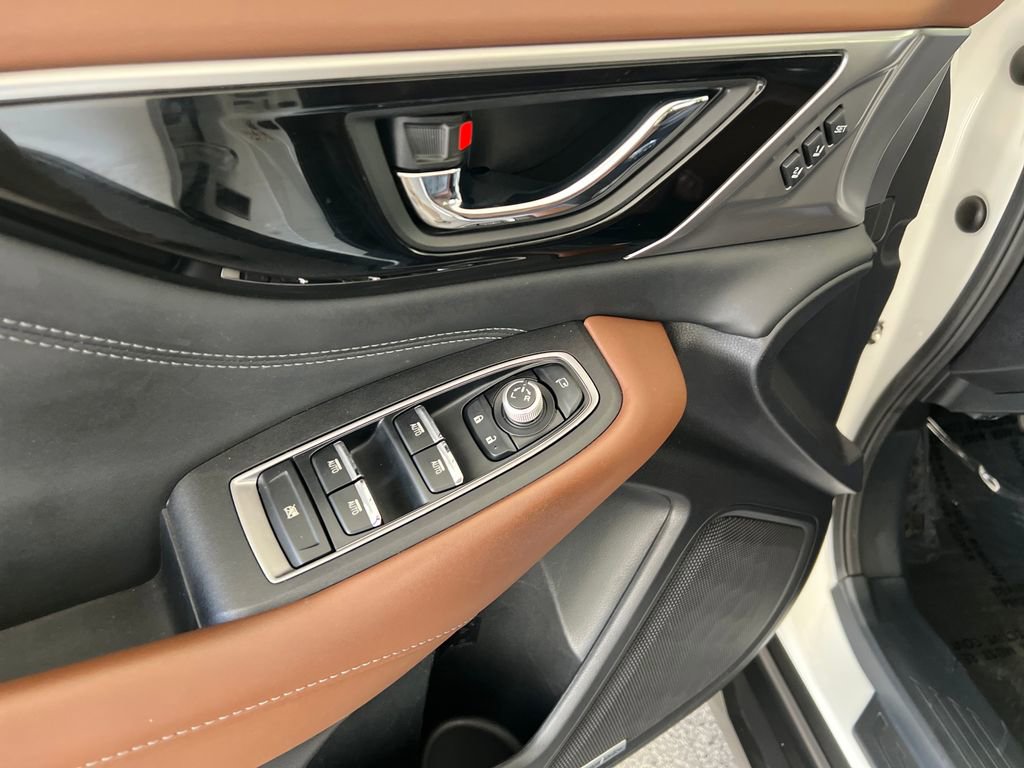Used 2020 Subaru Outback Touring XT AWD/4WD image 13
