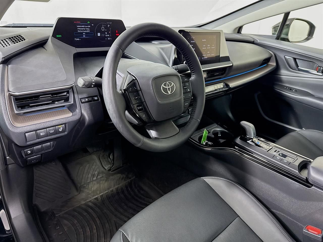 Used 2023 Toyota Prius XLE AWD/4WD image 9