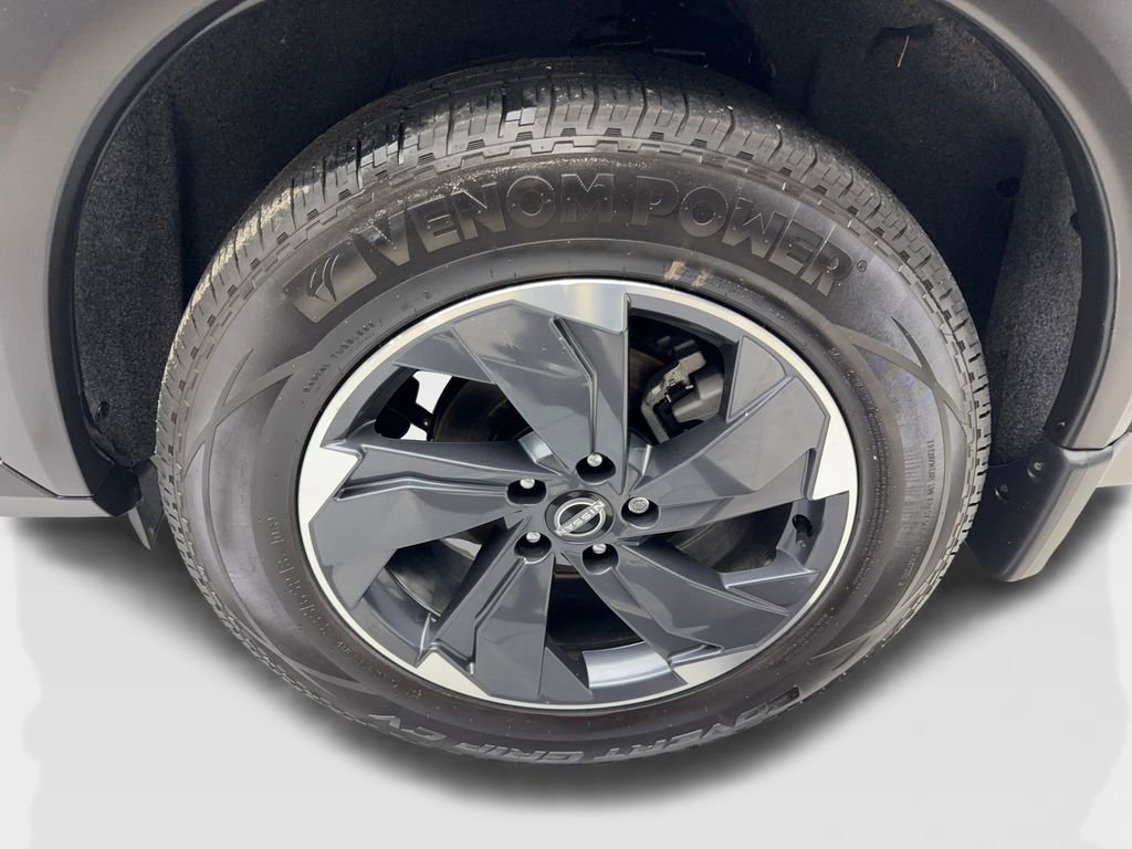 Used 2024 Nissan Rogue SV w/ SV Premium Package image 85