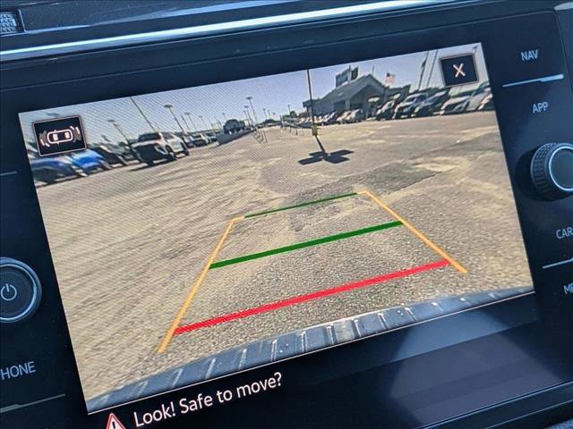 Used 2021 Volkswagen Tiguan SEL Premium R-Line image 12