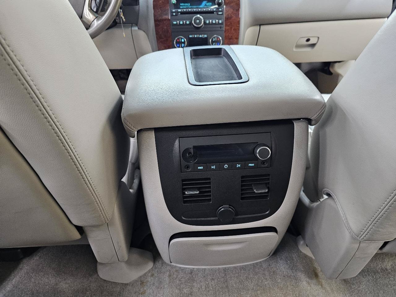 Used 2011 Chevrolet Avalanche LT w/ Regional Value Package RWD image 26