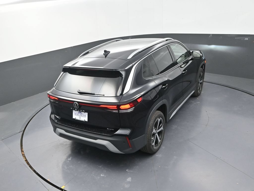 New 2026 Volkswagen Tiguan SE AWD/4WD image 19