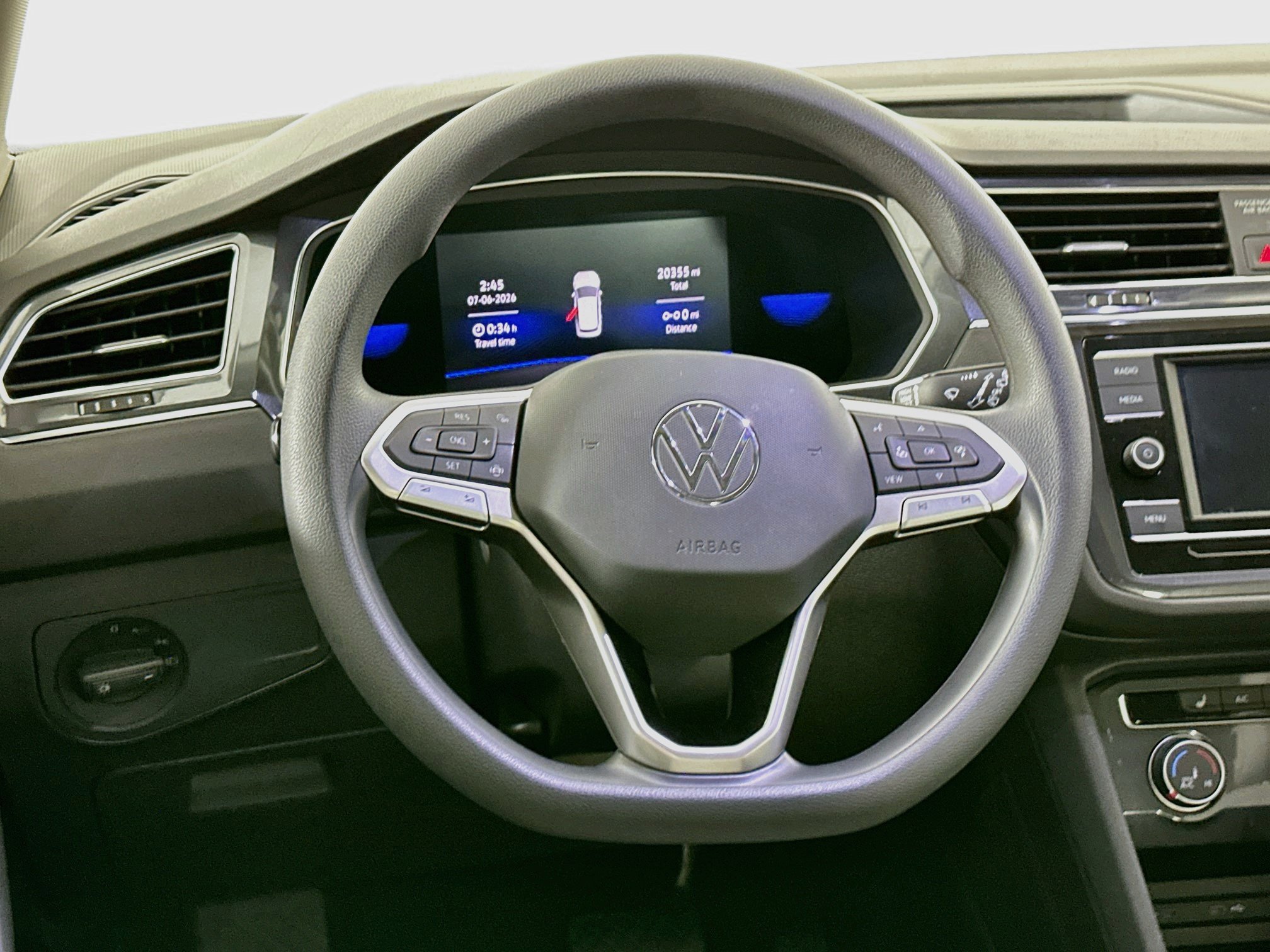 Used 2023 Volkswagen Tiguan S FWD image 16