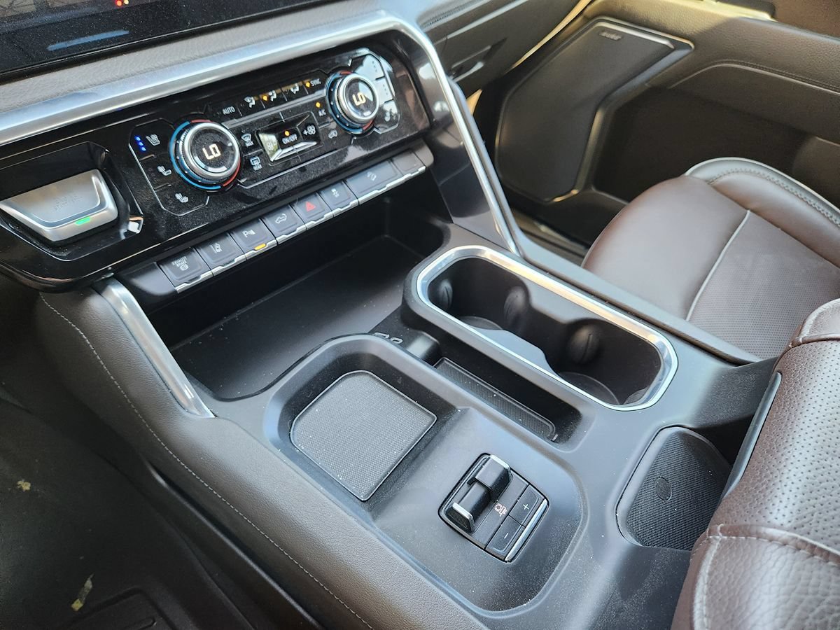 Used 2024 GMC Sierra 2500 Denali w/ Denali Reserve Package AWD/4WD image 42