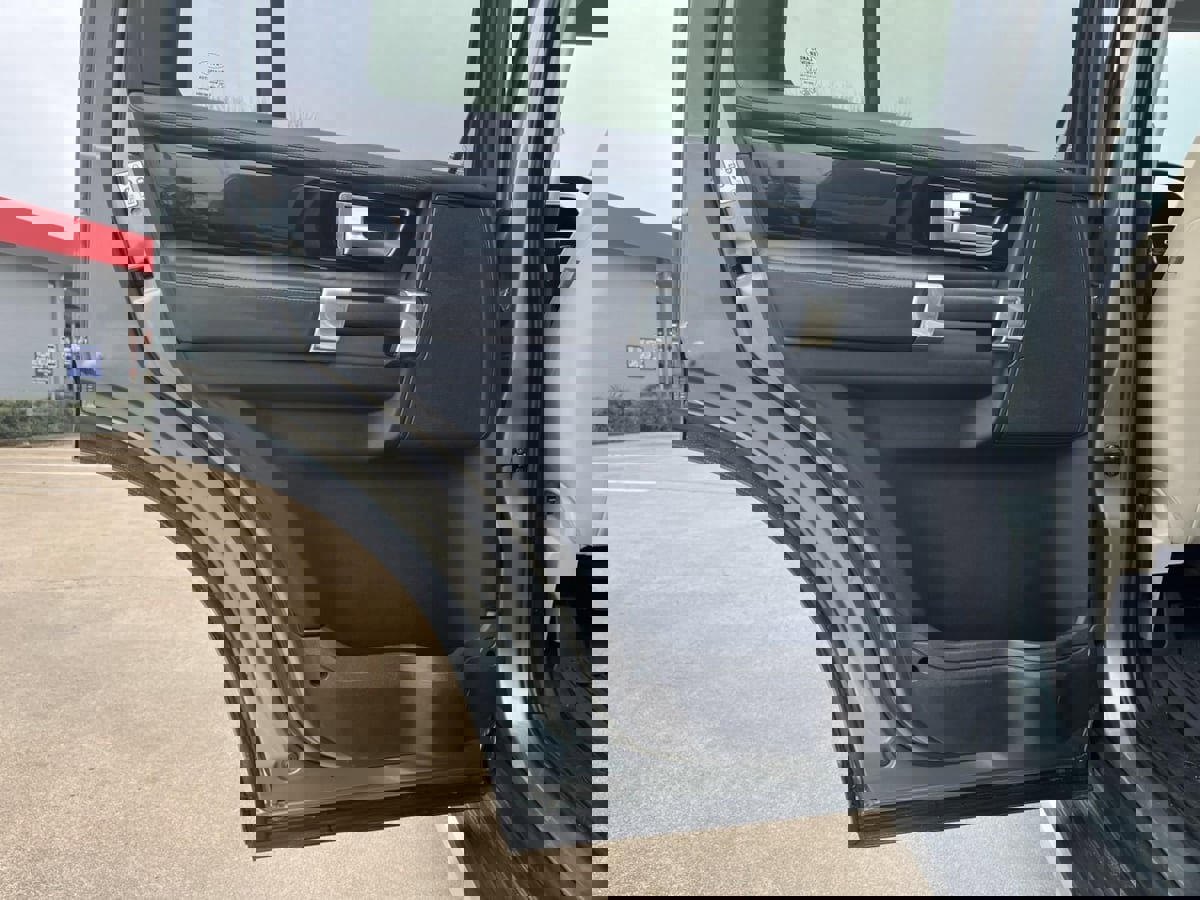 Used 2015 Land Rover LR4 HSE LUX image 27