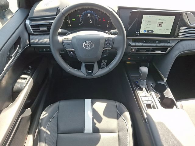 Used 2026 Toyota Camry SE image 13
